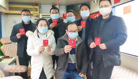 ��˾�M�������ӟo(w��)���I(xi��n)Ѫ���(d��ng)